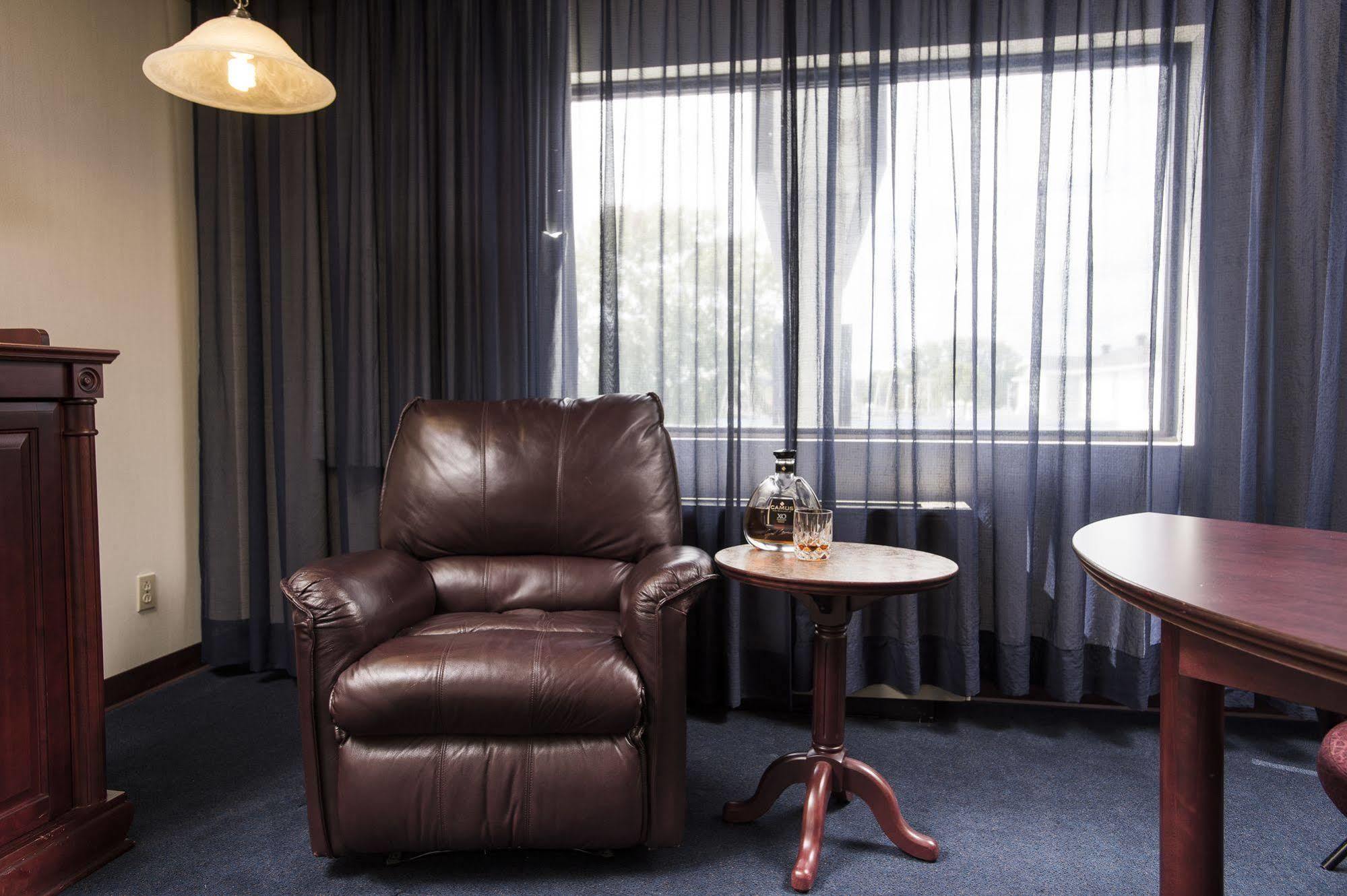 Le Deville par G5 Rouyn-Noranda Extérieur photo